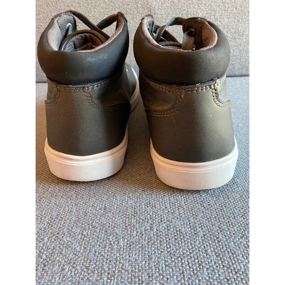 Perry Ellis Mens high top sneakers, size 8, gray/black, Santa Cruze, like new - Picture 7 of 10